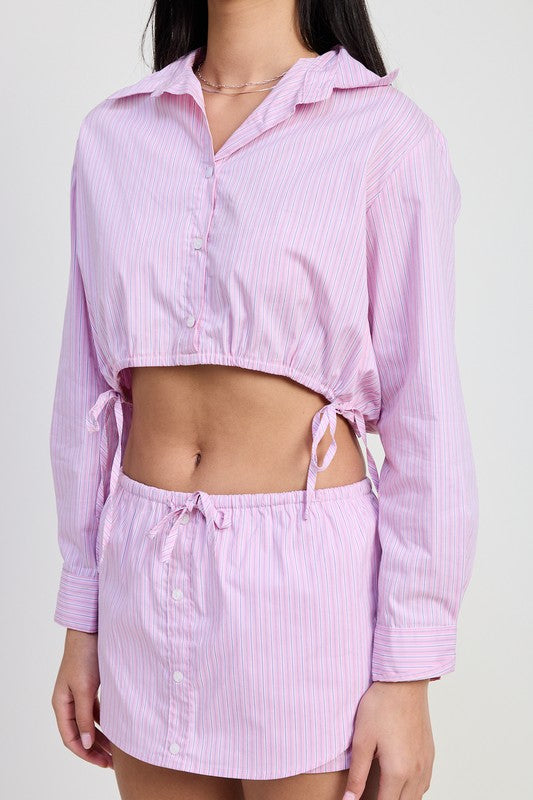 BUTTON UP TOP CROPPED TOP WITH DRAWSTRING
