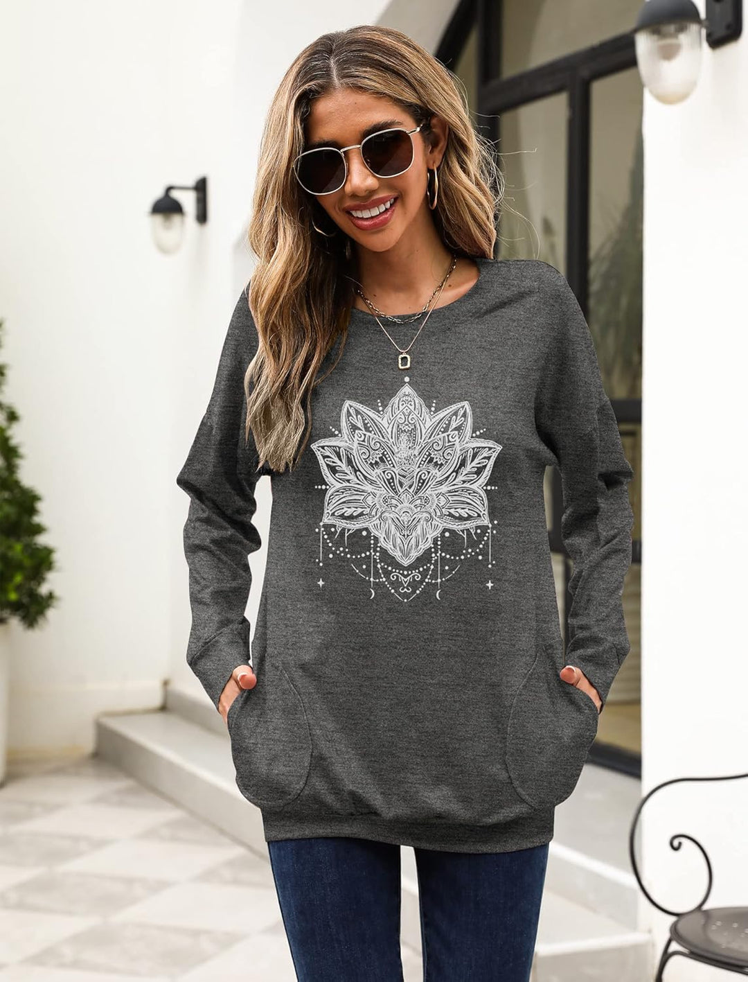 Womens Casual Loose Fit Shirts Long Sleeve Comfy T-Shirts Pullover Sweatshirts with Pockets