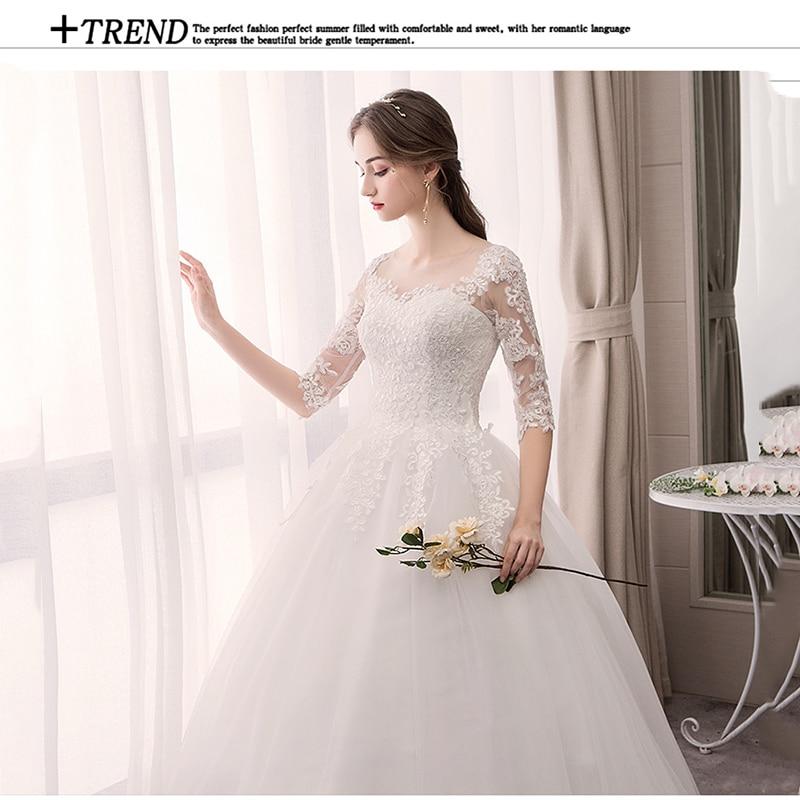 Sexy O Neck Half Sleeve Fashion Slim Lace Embroidery Wedding Gown